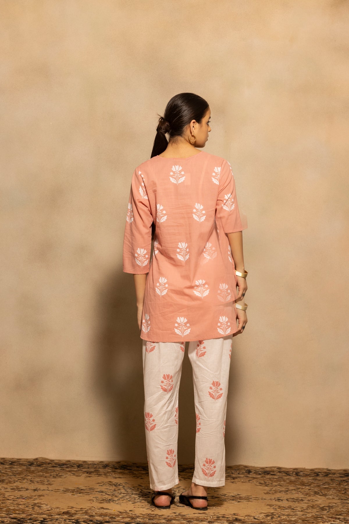 Pink Floral Printed Kurta 2 Pcs Set