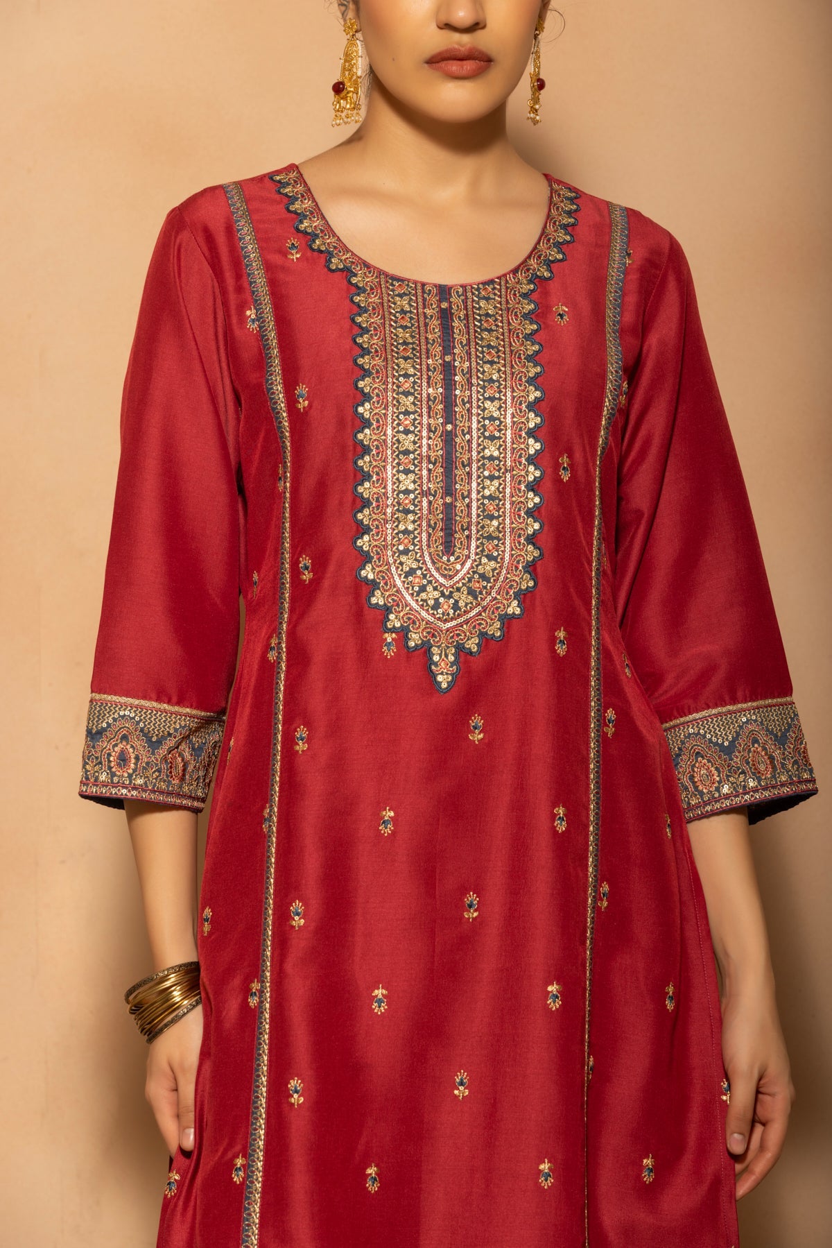 Maroon Embroidered Kurta 3 Pcs Set