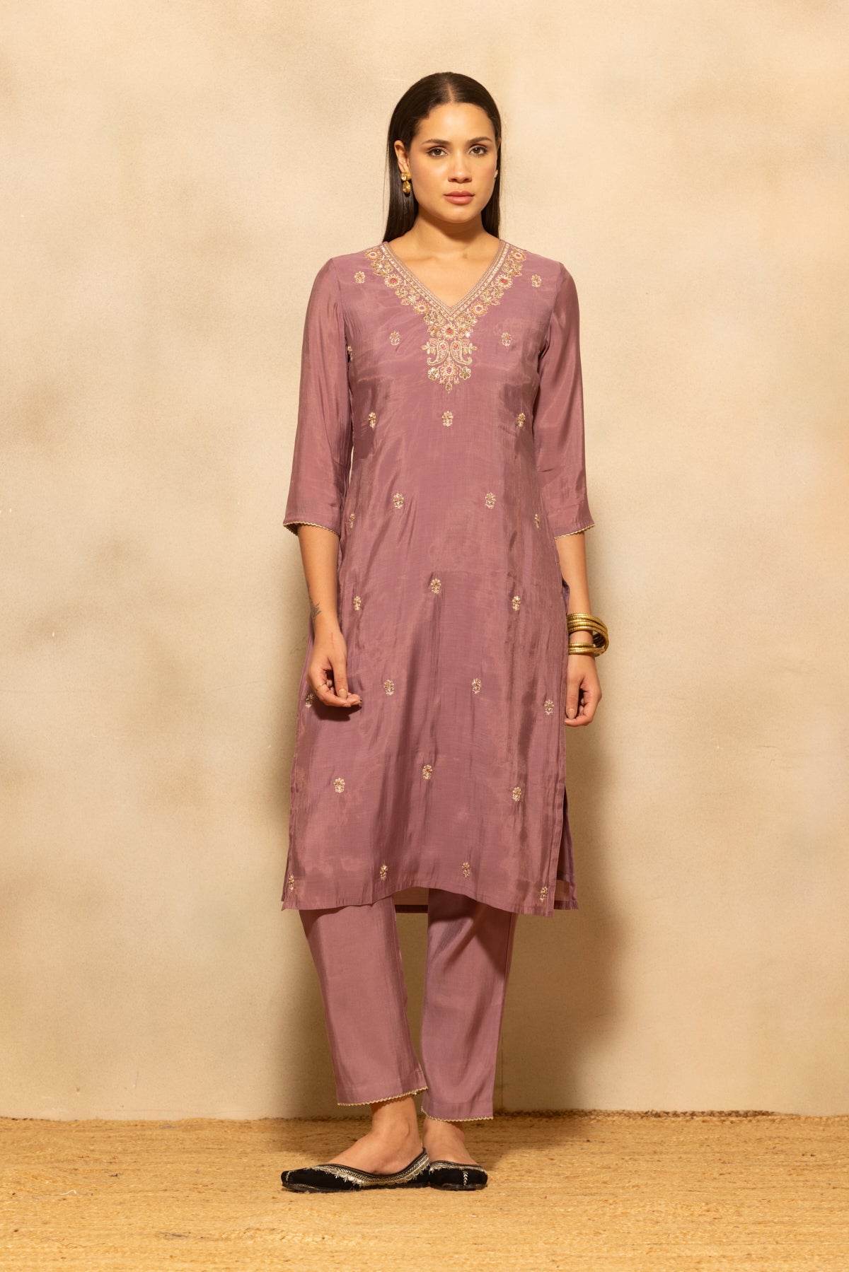 Mauve Embroidered Kurta 3 Pcs Set