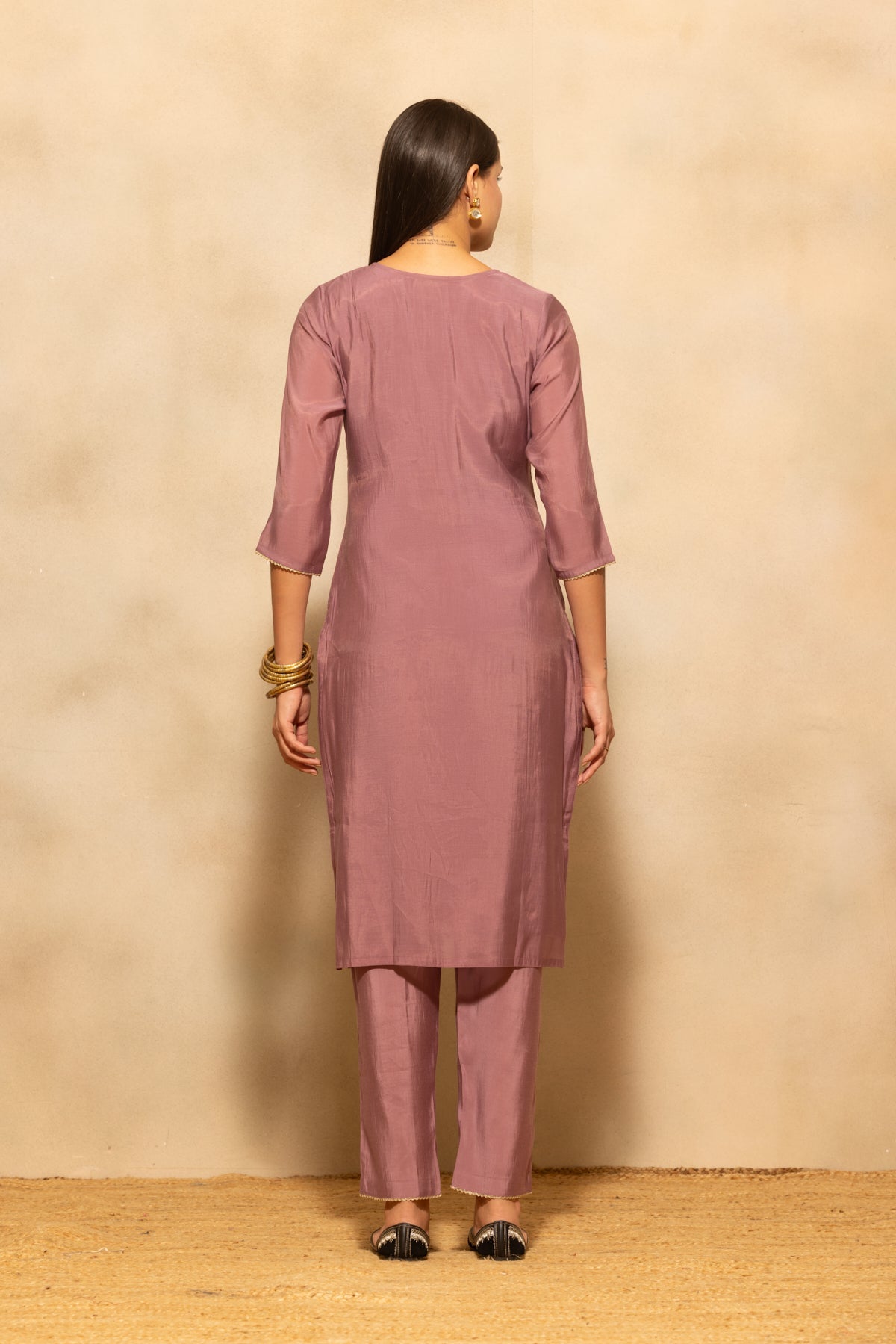 Mauve Embroidered Kurta 3 Pcs Set