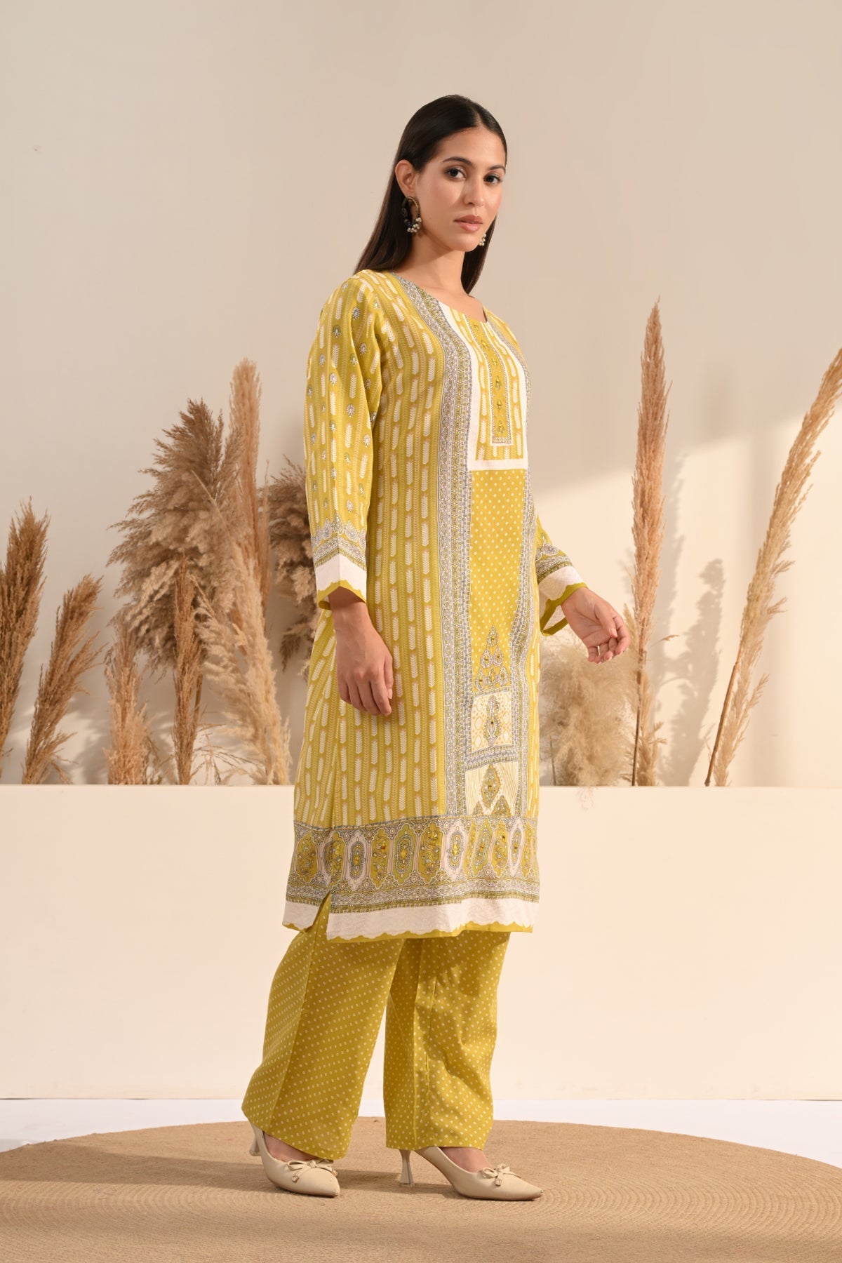 Green Geometric & Floral Printed Kurta 3 Pcs Set