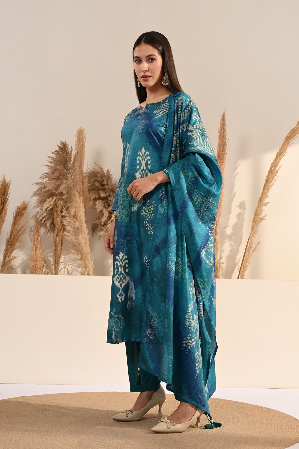 Blue abstract Printed Kurta 3 Pcs Set