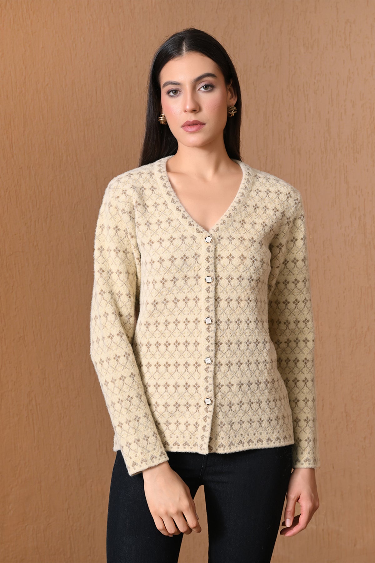 Winter Cream Diamond-Knitted Cardigan