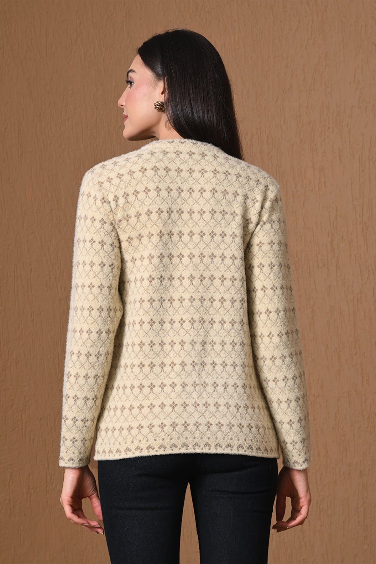Winter Cream Diamond-Knitted Cardigan