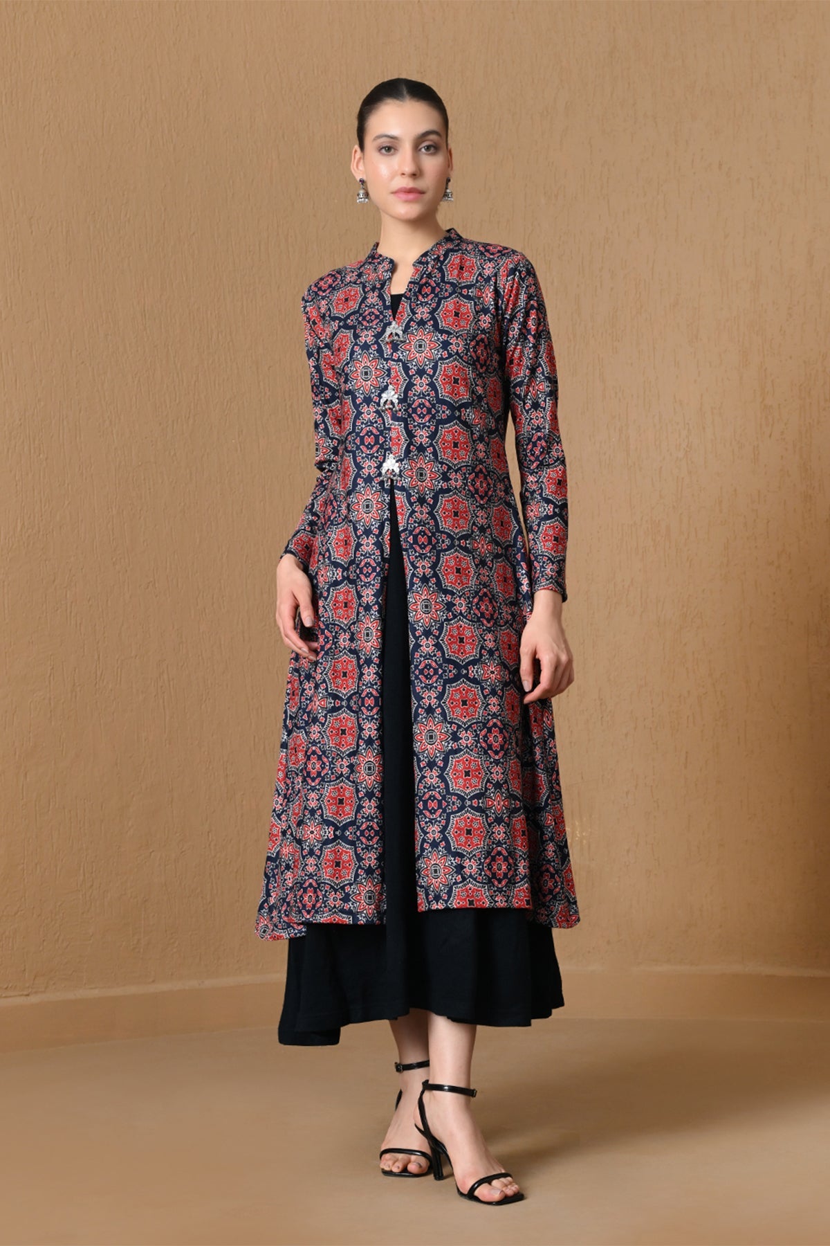 Winter Elegant Blue Geometric Print Woven Inner Shrug Set