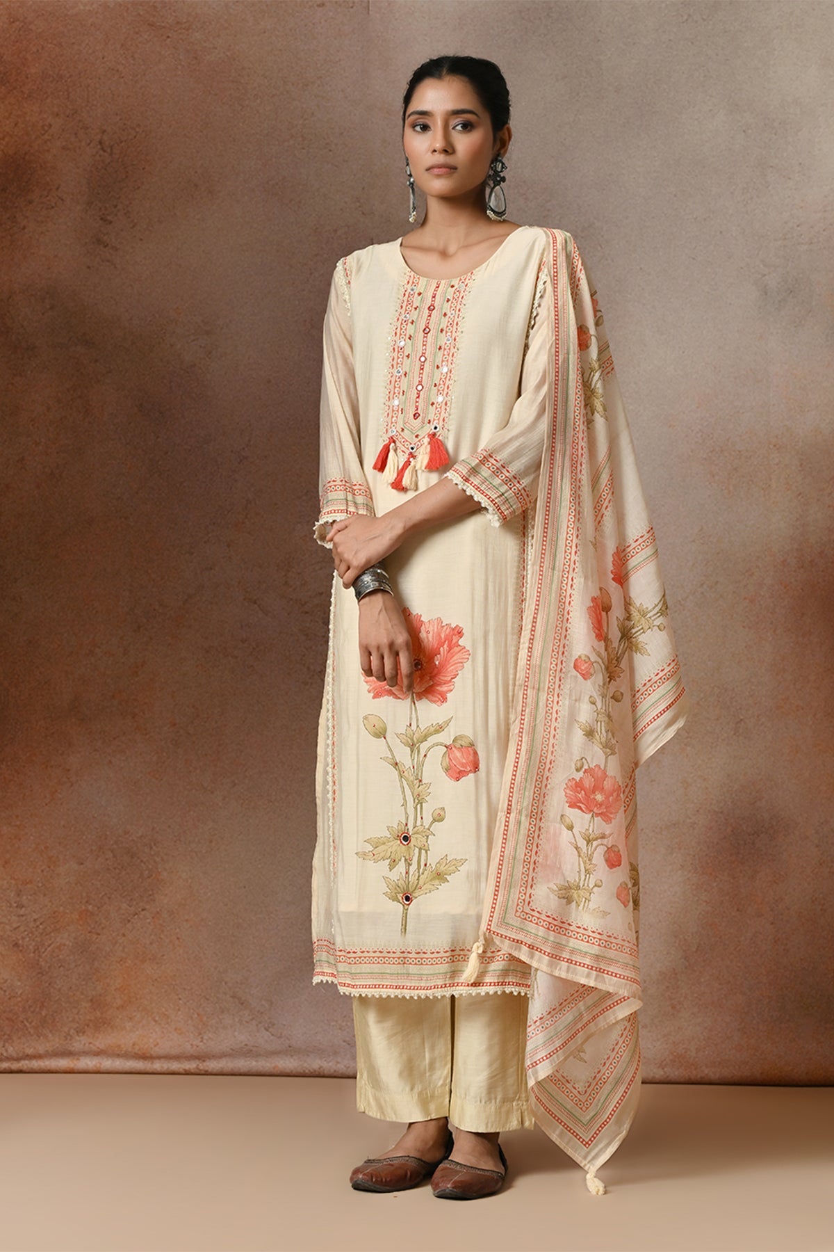 Cream Floral Printed Chanderi 3 Pcs Kurta Set
