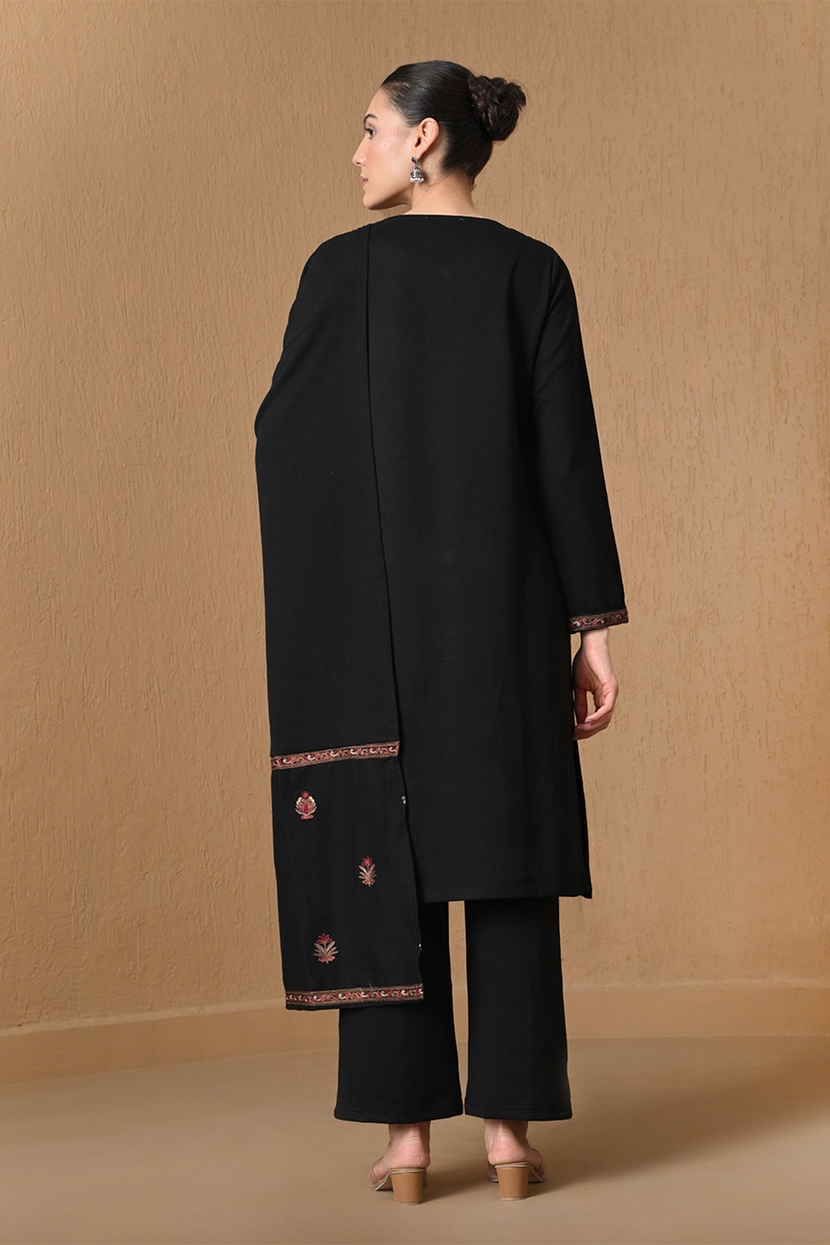 Winter Black Embroidered Woven Kurta 3 Pcs Set