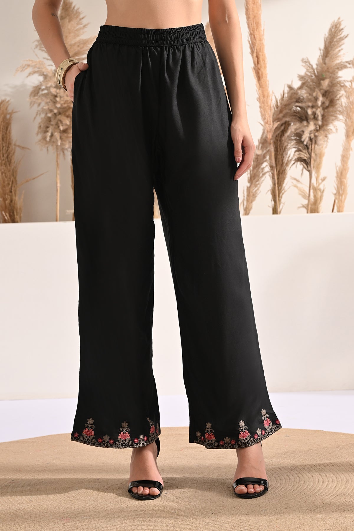 Black Embroidered Kurta 2 Pcs Set