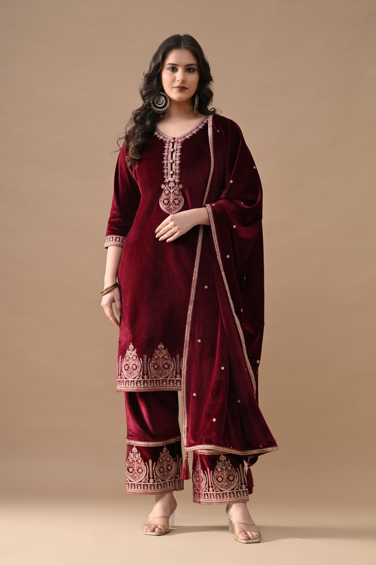 Maroon Embroidered Velvet Kurta Set (3 Piece)