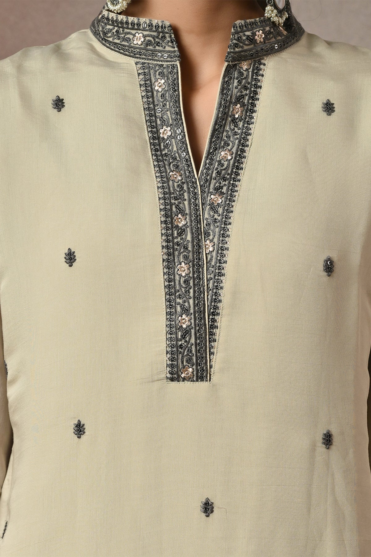 Grey Chanderi Embroidered 3 Pcs Kurta Set