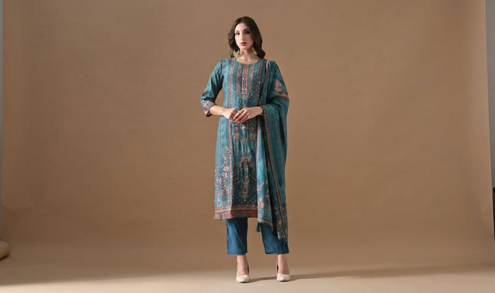 Printed vs Embroidered Kurtas: Which One Is Perfect for Rakhi?
