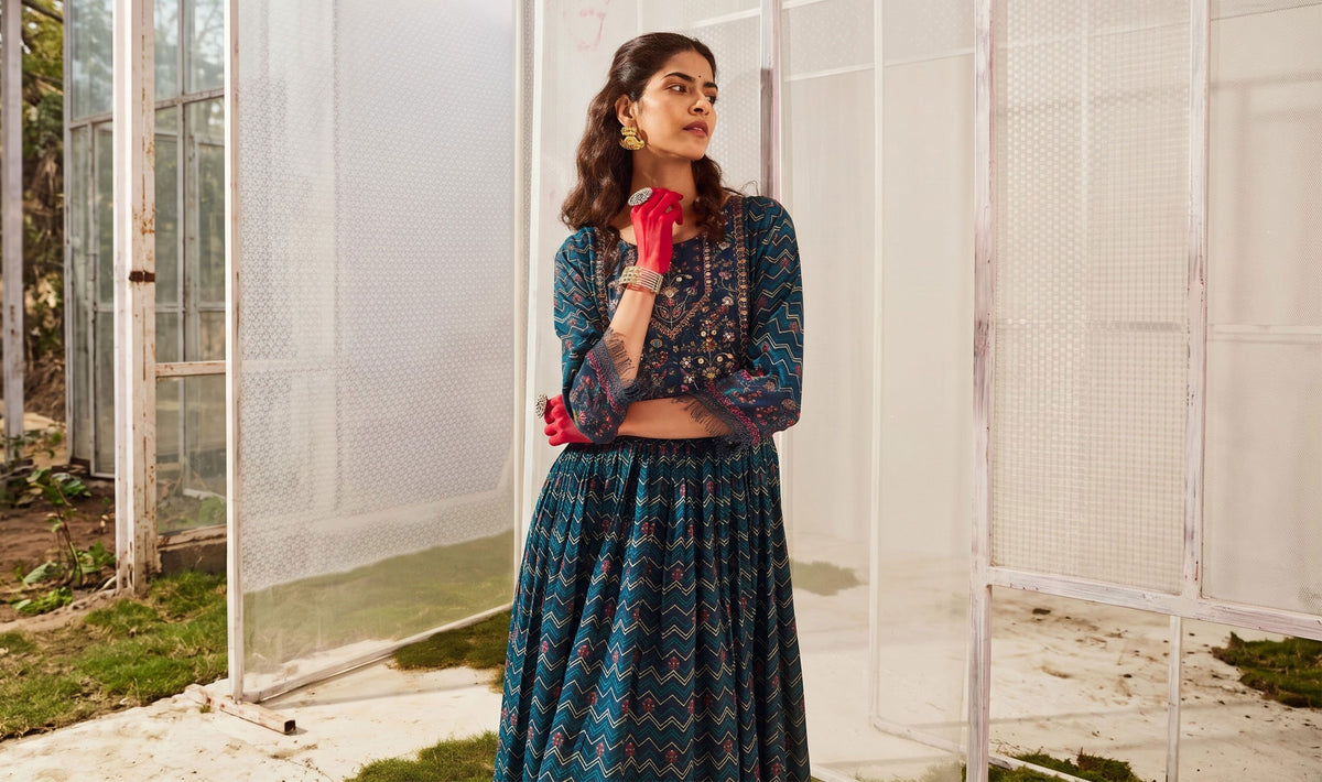 How to Style Kurta Sets for Diwali: 8 Festive Outfit Ideas for Women