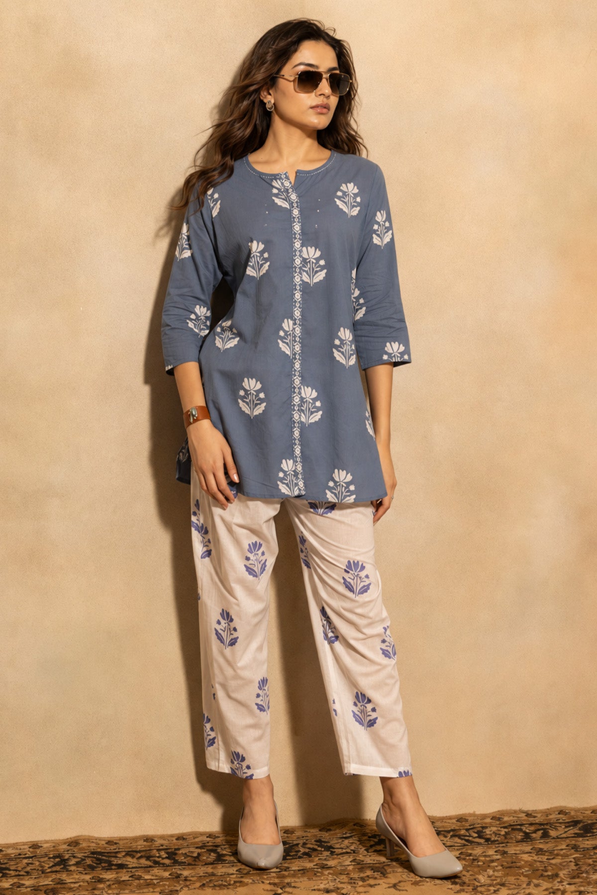 Blue Floral Printed Kurta 2 Pcs Set
