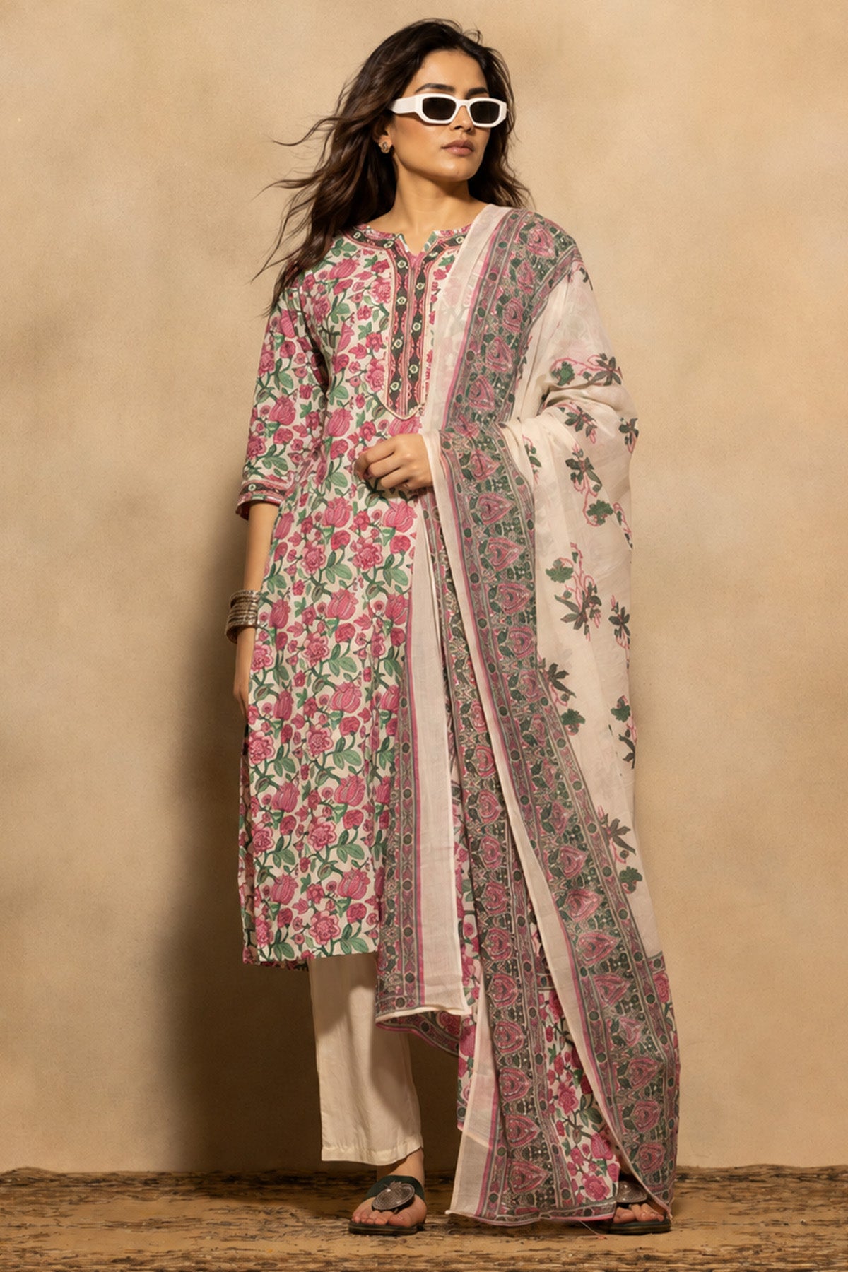 Cream Floral Printed Kurta 3 Pcs Set