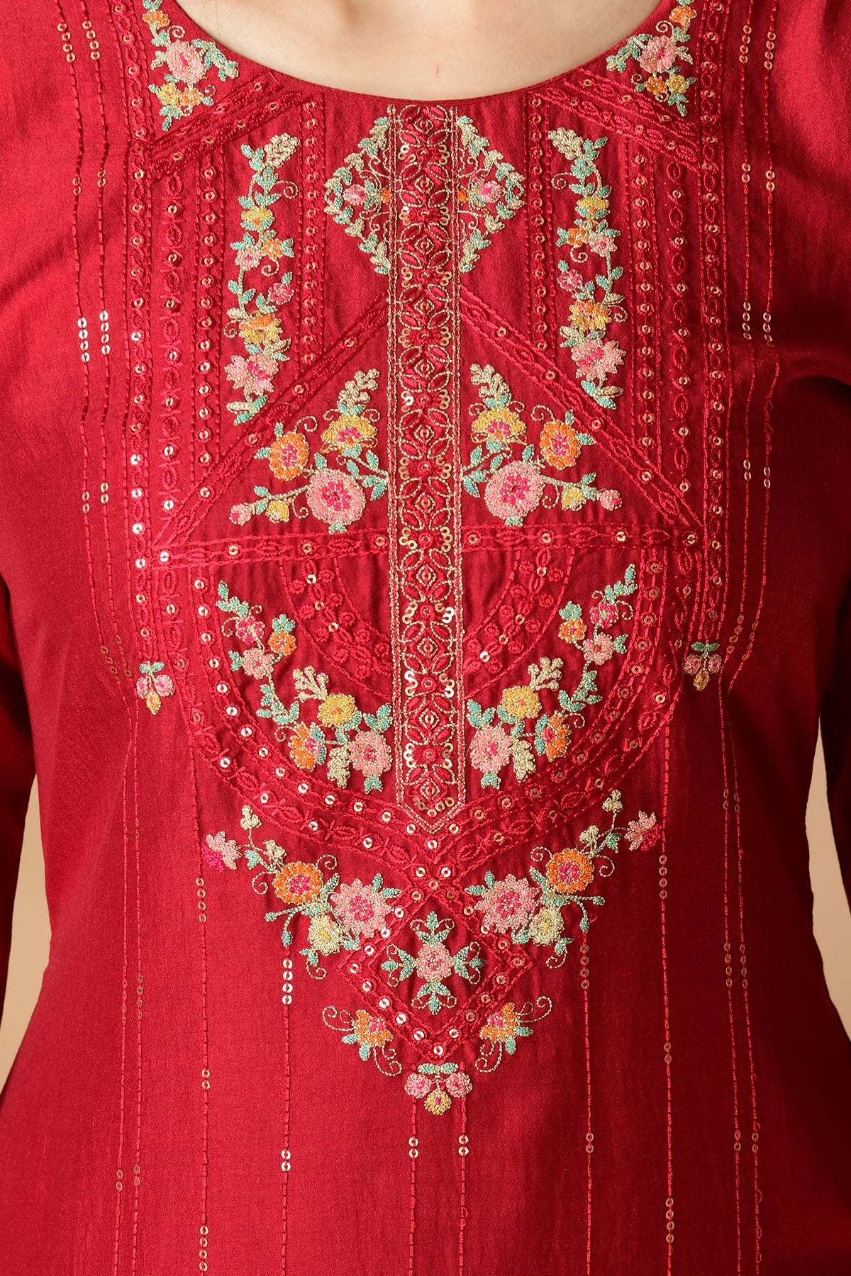 Maroon Yoke Embroidered Kurta