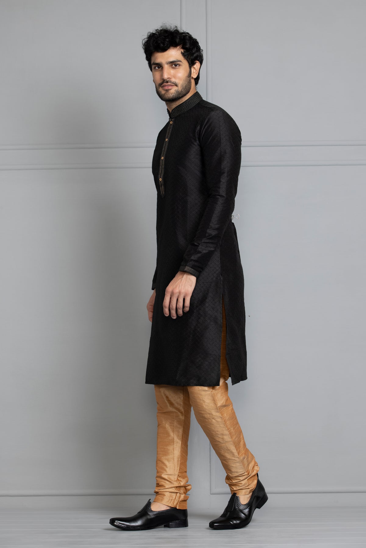 Black Exquisite Kurta Set
