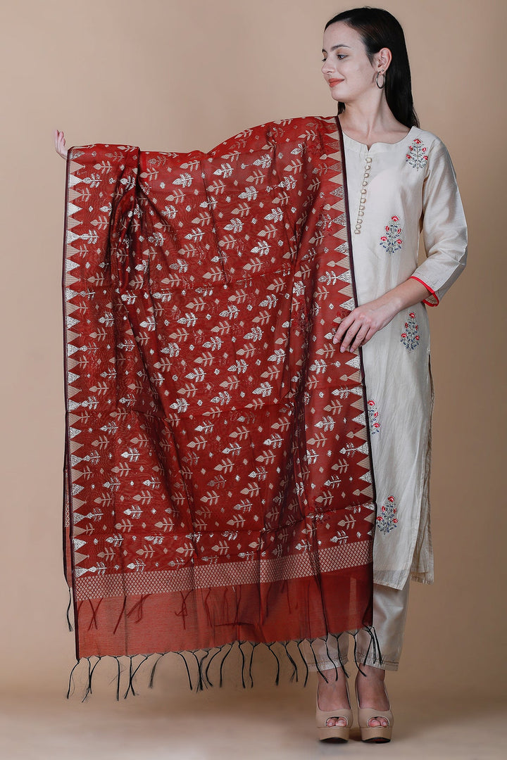 Maroon Gold-Coloured Banarasi Silk Dupatta