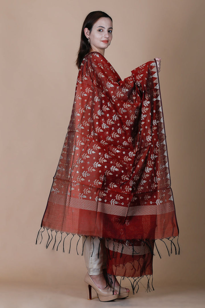 Maroon Gold-Coloured Banarasi Silk Dupatta