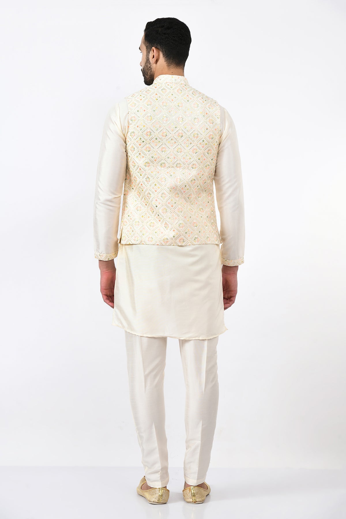 Cream-Coloured Ethnic Embellished Kurta Set