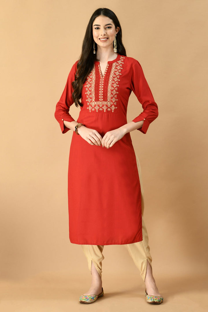 Maroon Yoke Embroidered Kurta