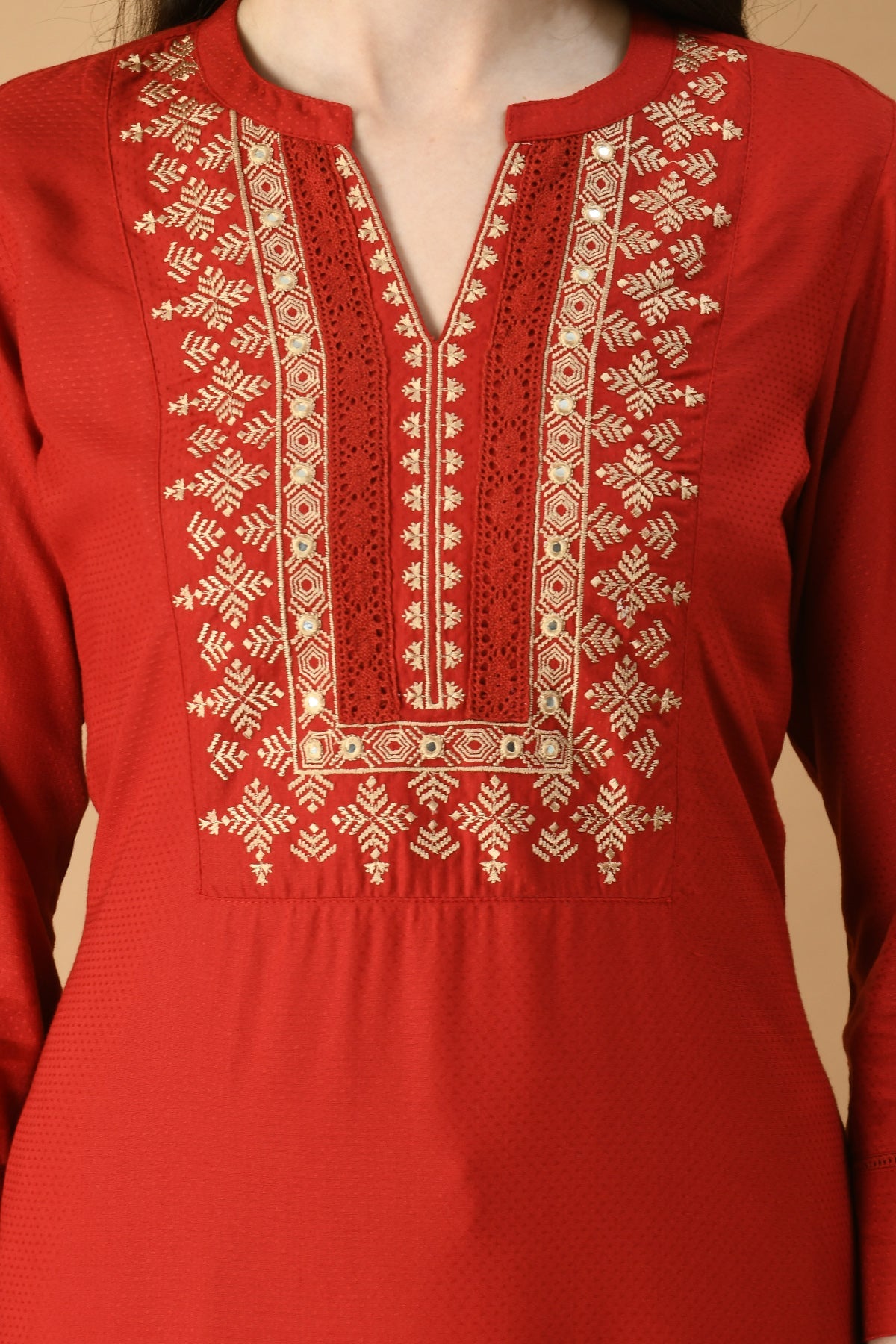 Maroon Yoke Embroidered Kurta