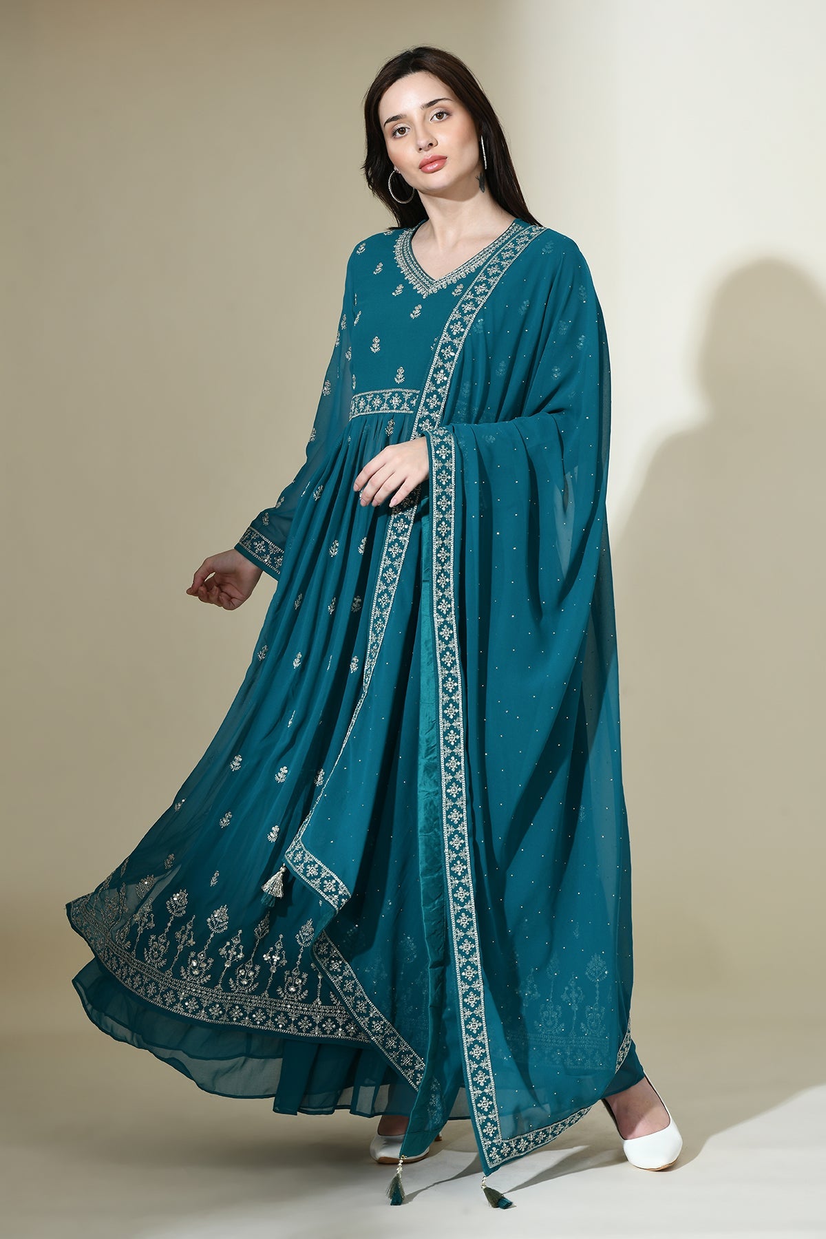 Green Embroidered Kurta 3 Pcs Set