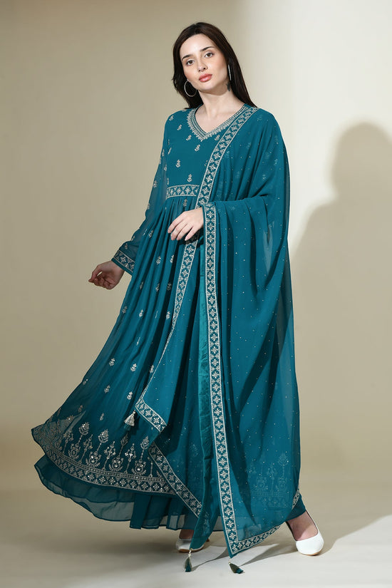 Green Embroidered Kurta Set