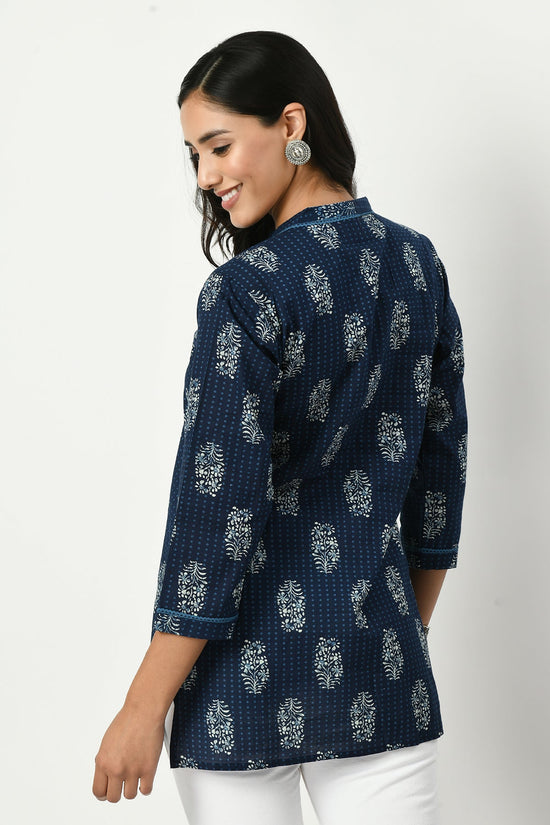 Blue Regular printed top