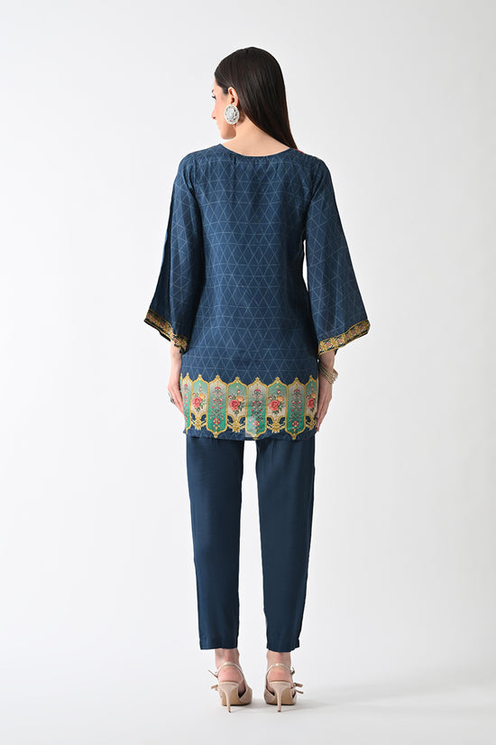 Blue Printed Straight Kurta Set (2 Piece)