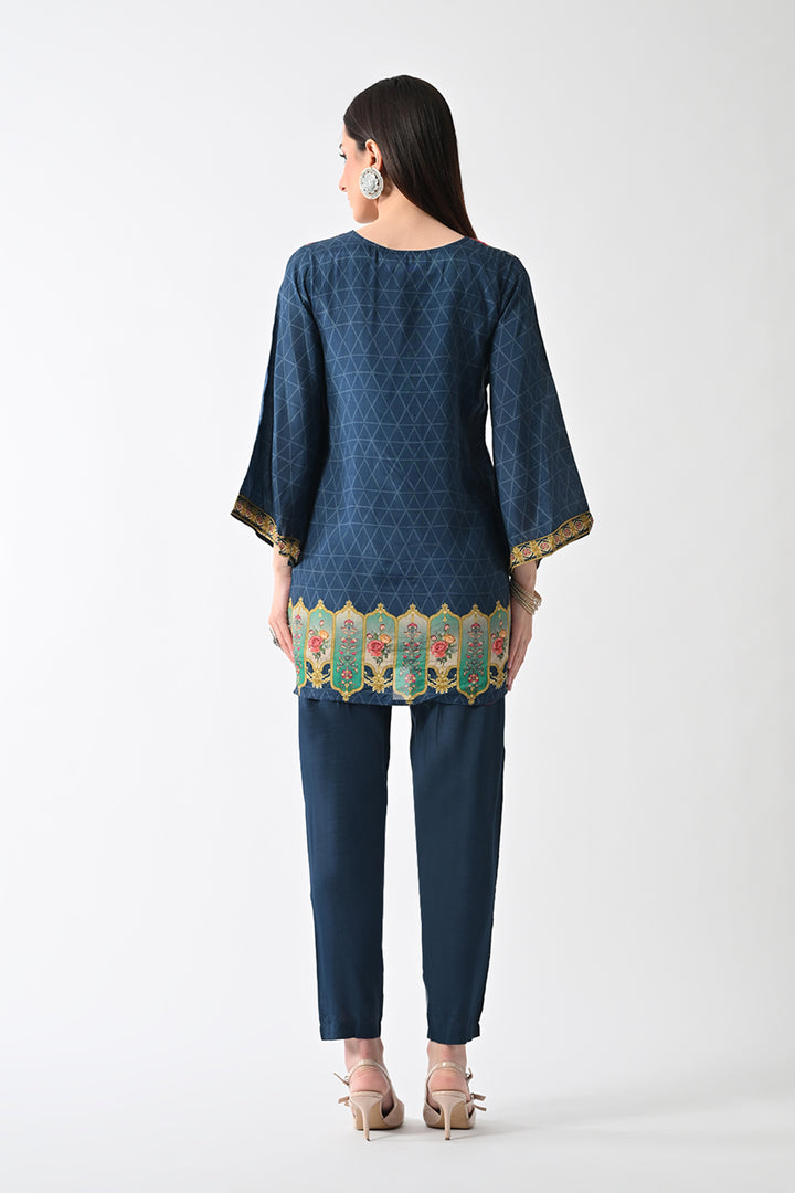 Blue Printed Straight Kurta Set (2 Piece)