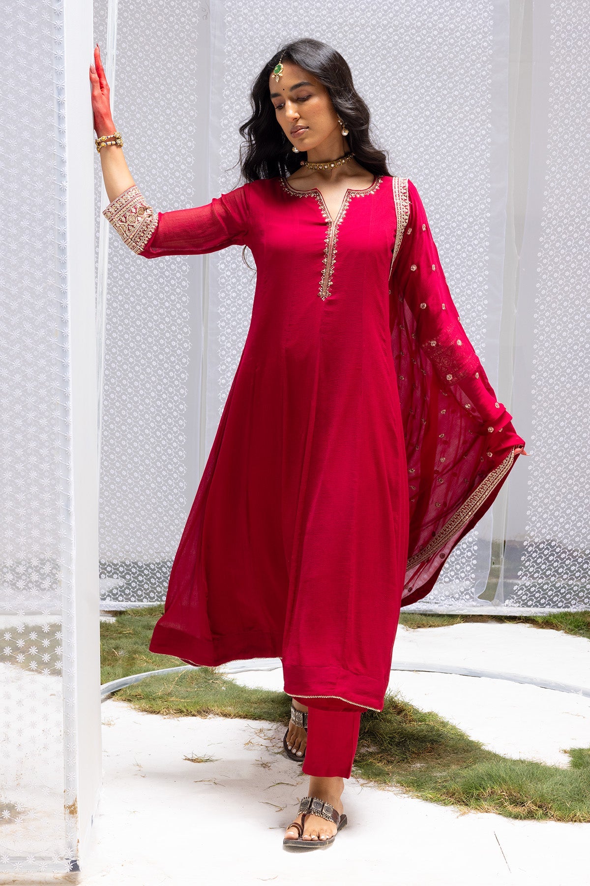 Magenta Embellished Kurta 3 Pcs Set