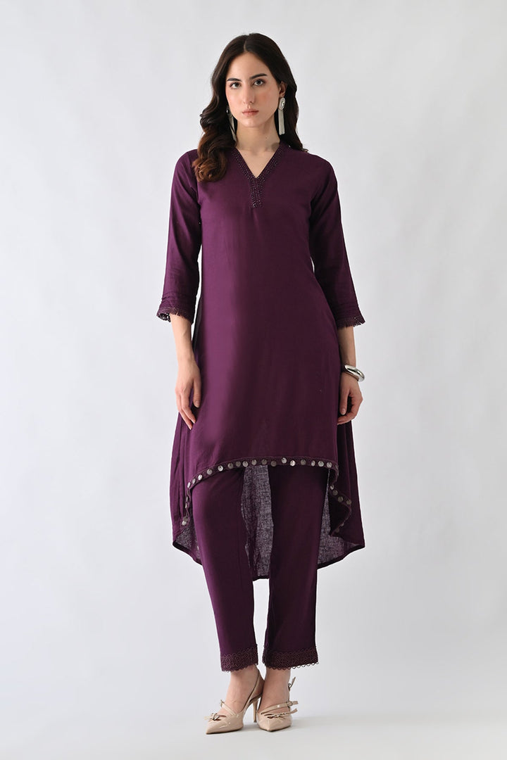 Purple Embellished V-Neck Kurta Set (2 Piece)