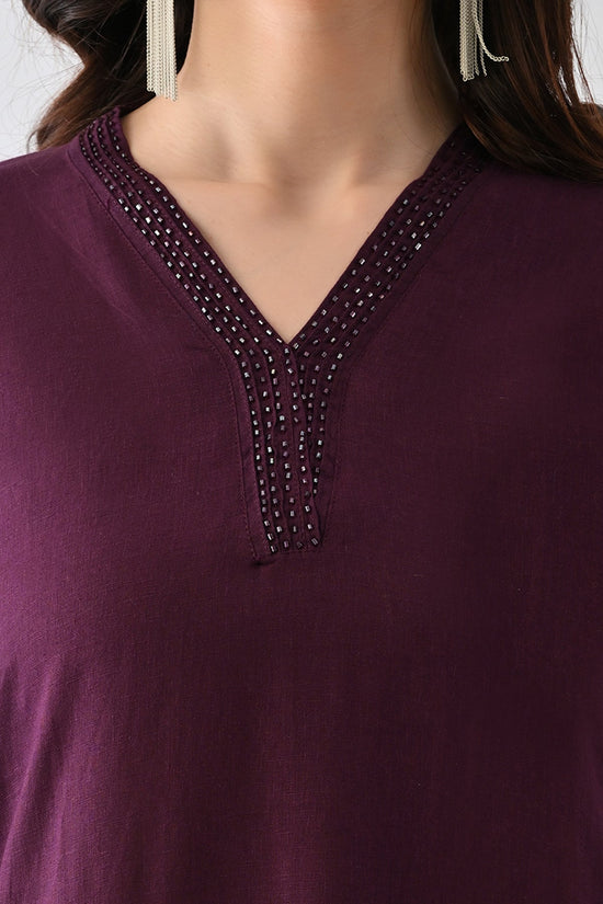 Purple Embellished V-Neck Kurta Set (2 Piece)