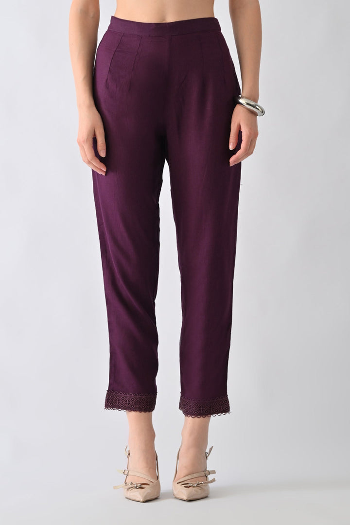 Purple Embellished V-Neck Kurta Set (2 Piece)