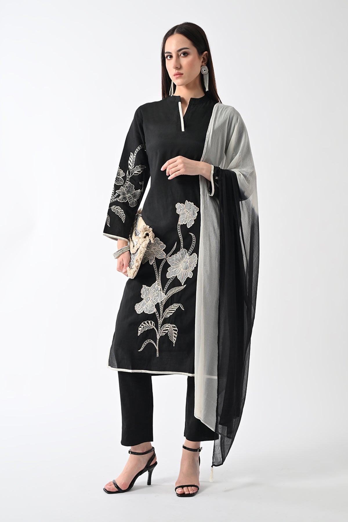 Black Embroidered Straight Kurta 3 Pcs Set