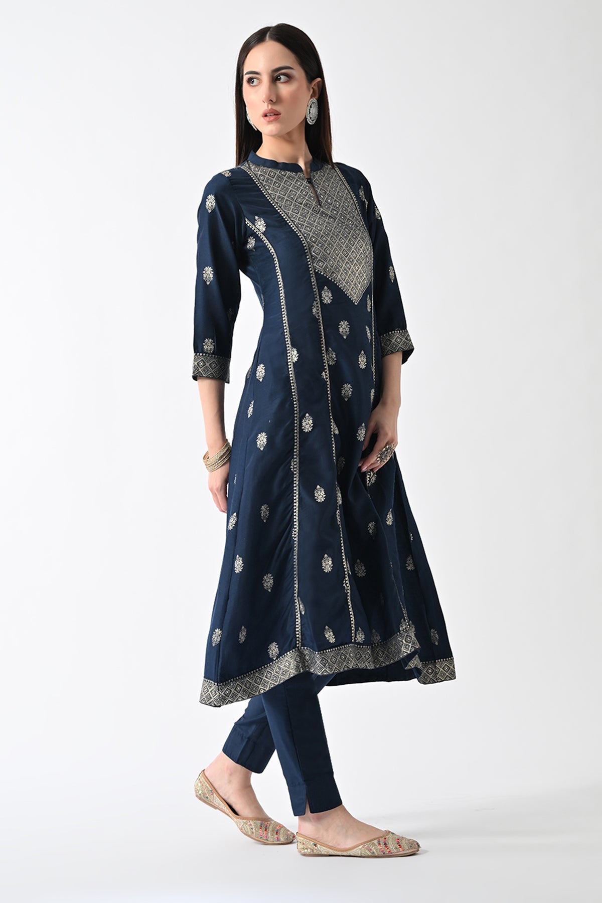 Blue Printed Flared Kurta Set (3 Piece)
