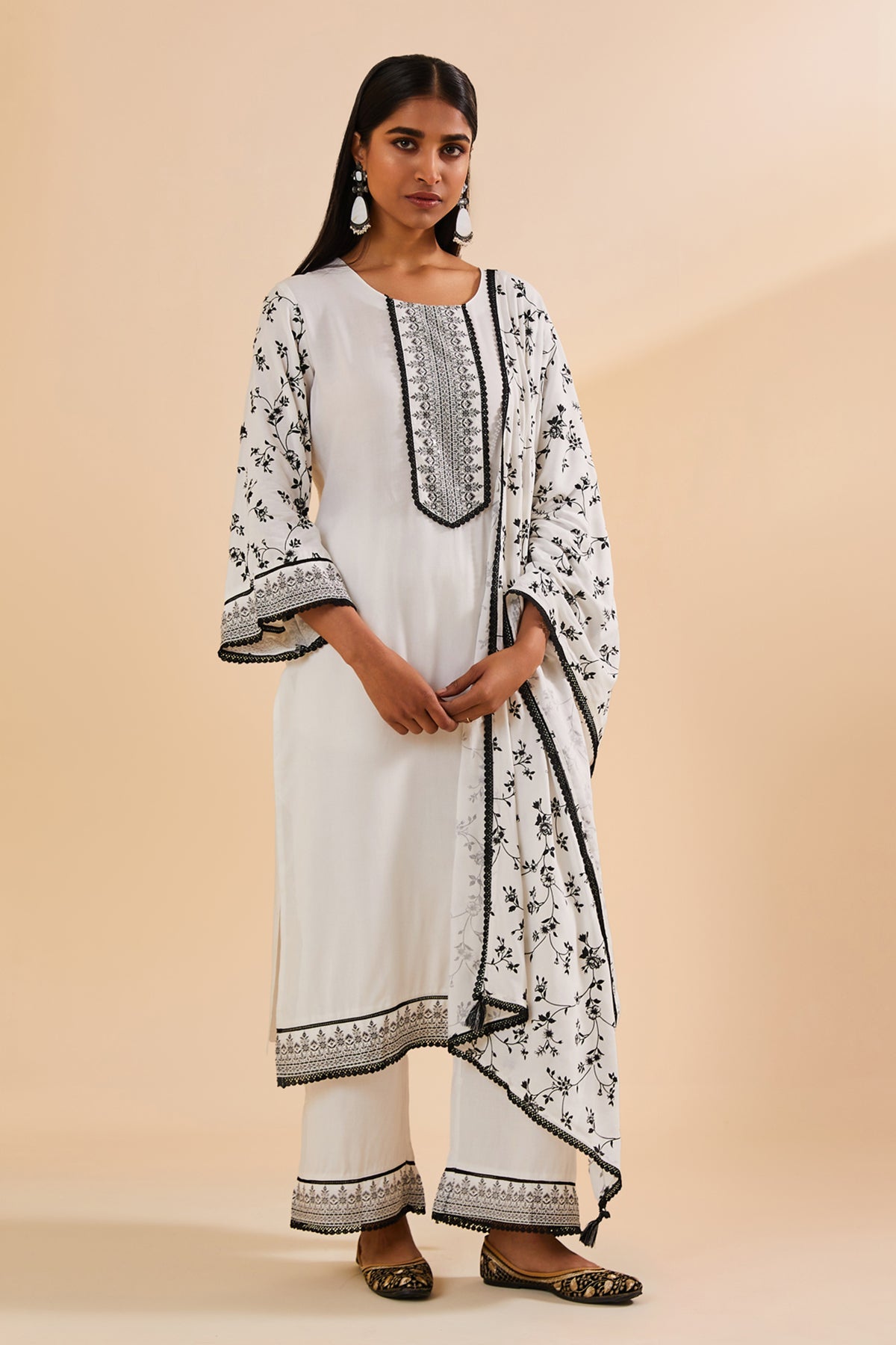 White Embroidered Kurti 3 Pcs Set