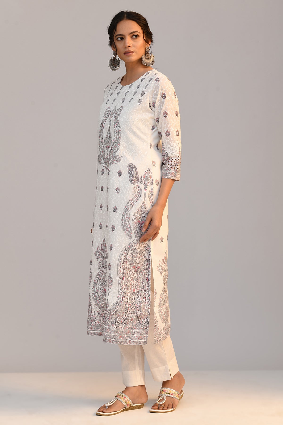 White Embroidered Kurta 3 Pcs Set