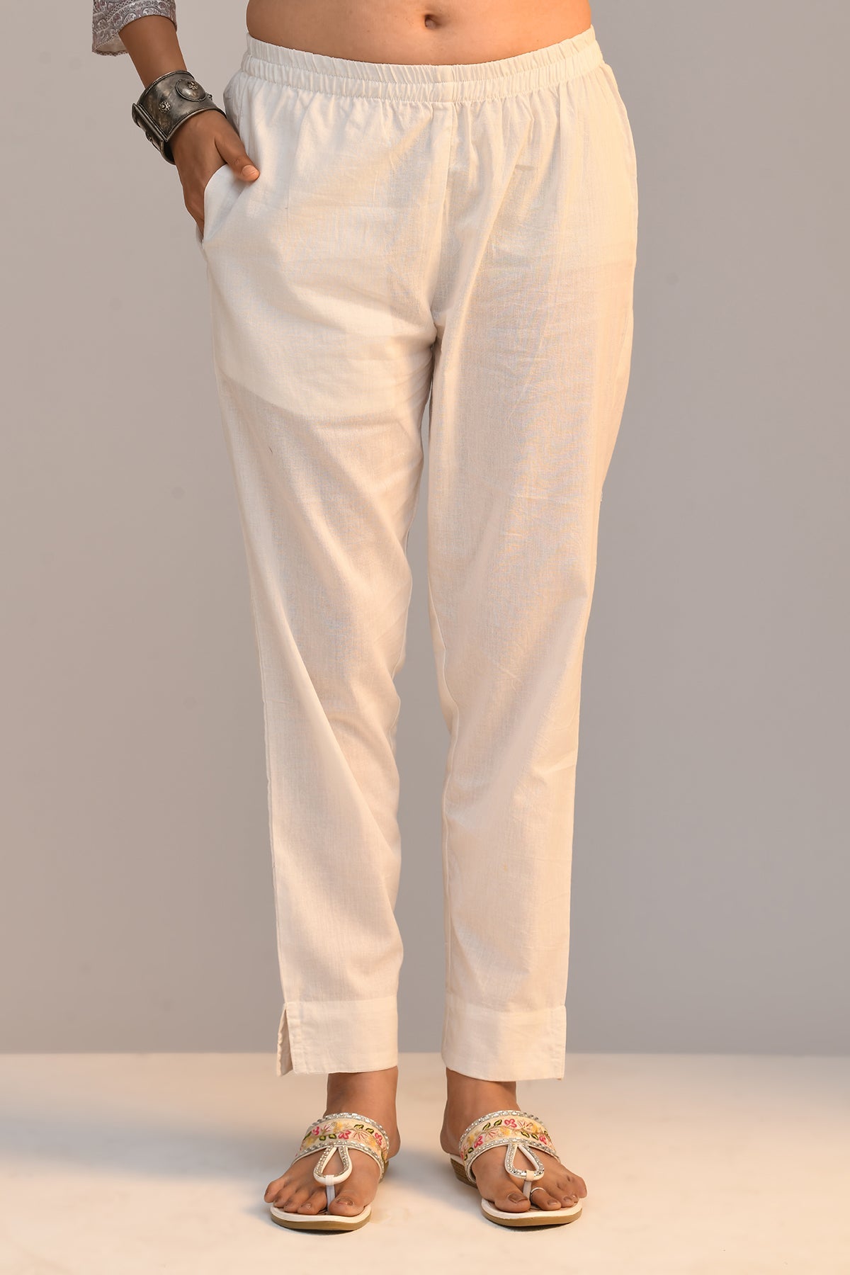 White Embroidered Kurta 3 Pcs Set
