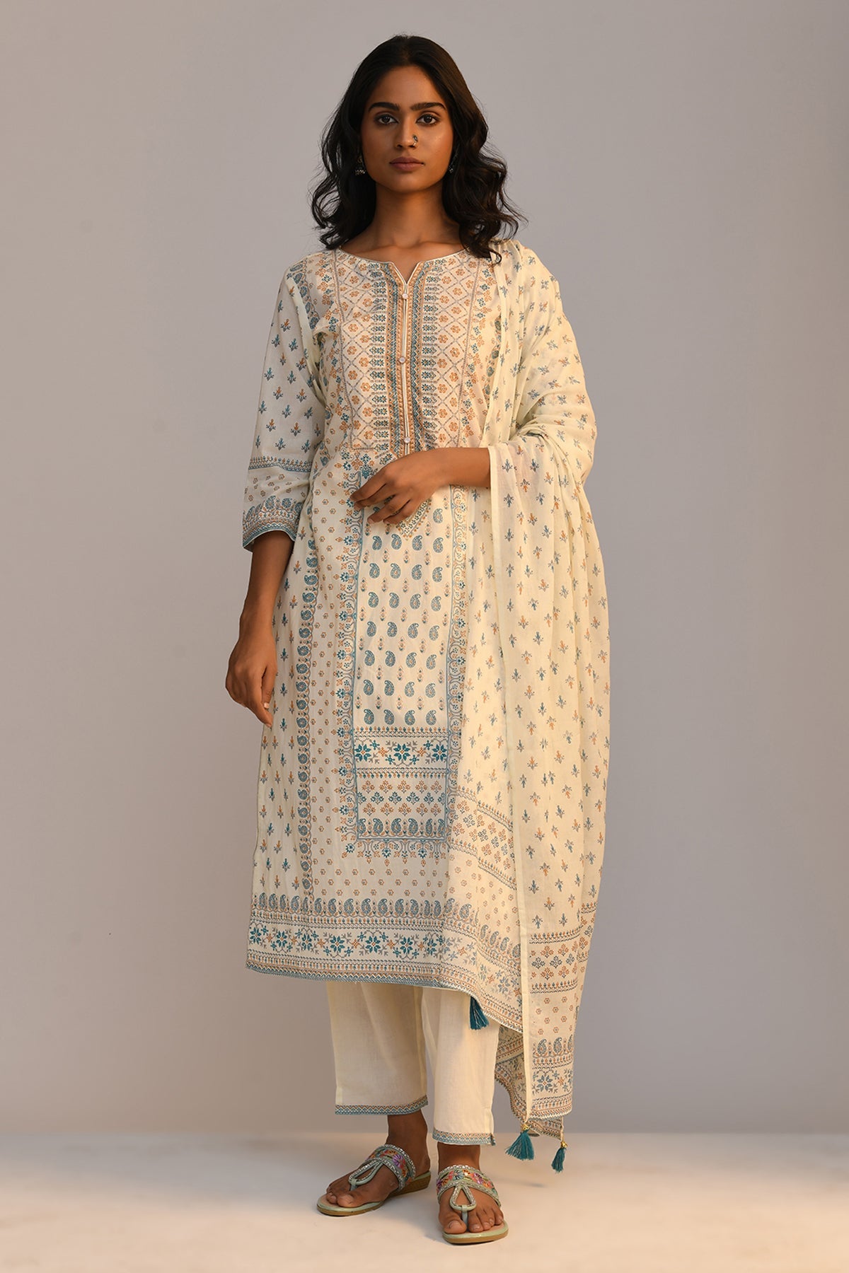 Cream Embellished Printed Kurta 3 Pcs Set