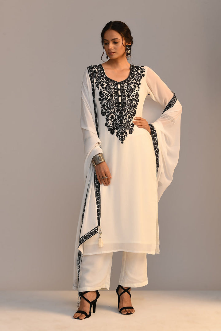 Cream Embroidered Straight Kurta 3 Pcs Set
