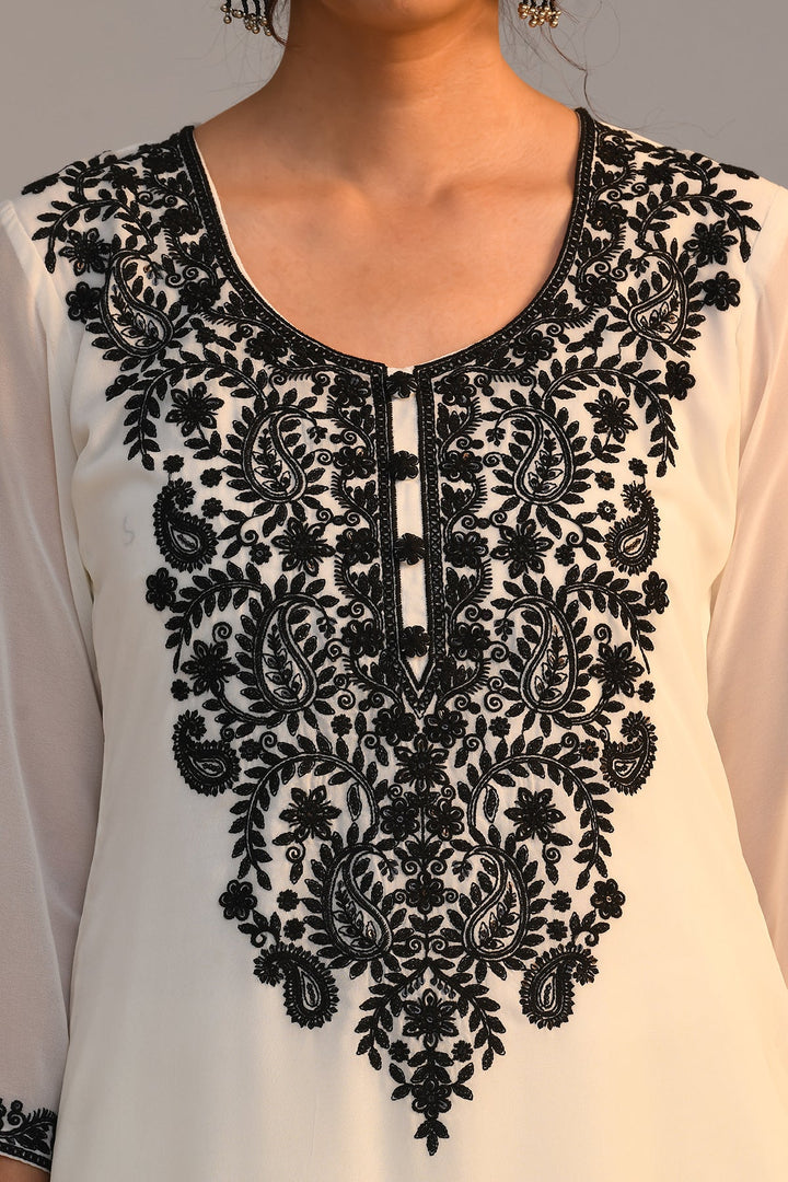 Cream Embroidered Straight Kurta 3 Pcs Set