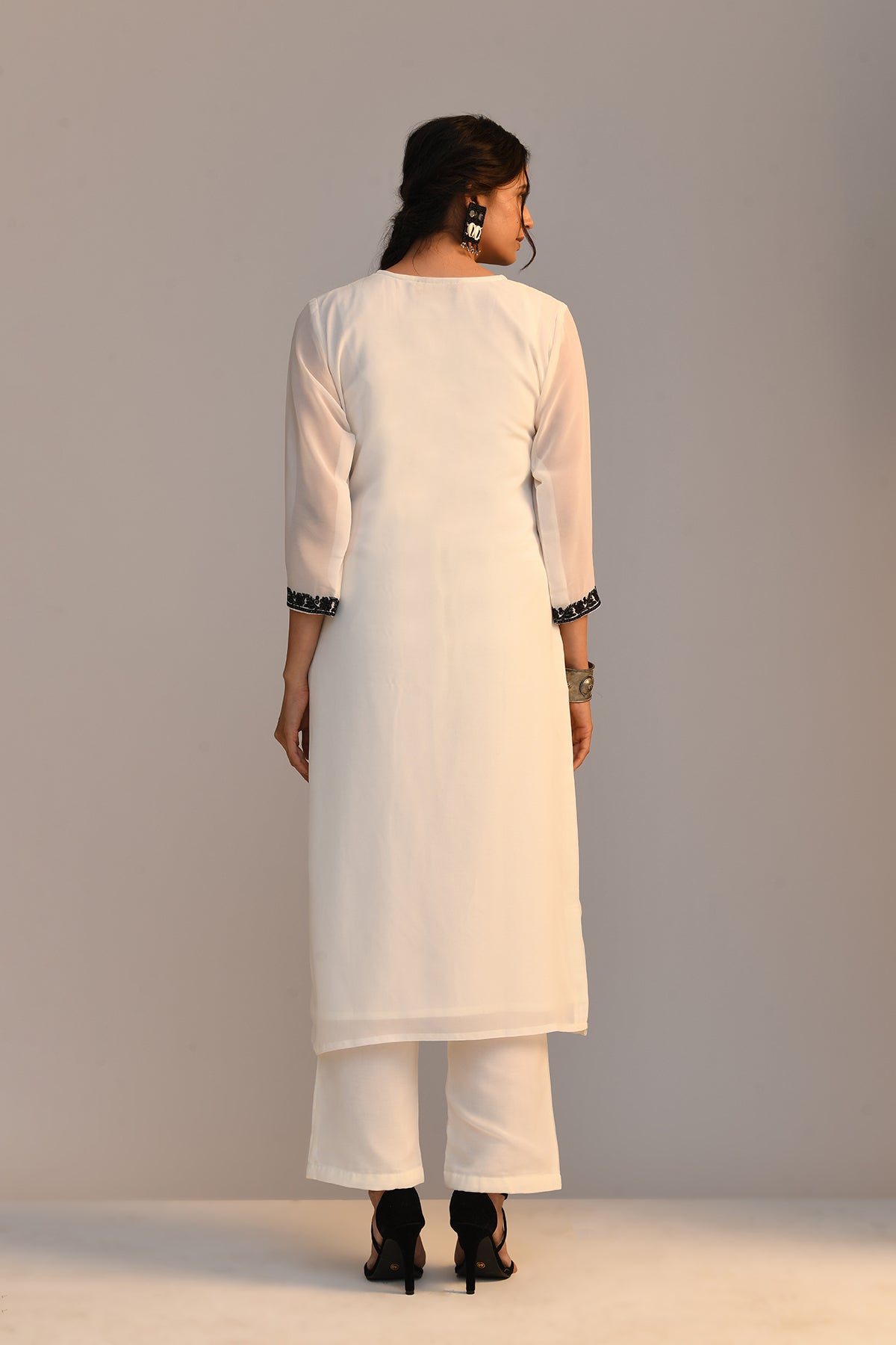 Cream Embroidered Straight Kurta 3 Pcs Set