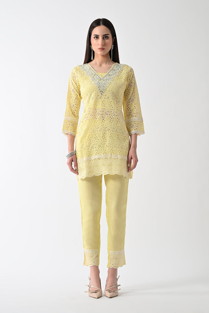 Yellow Embellished Kurta Set (2 Piece)