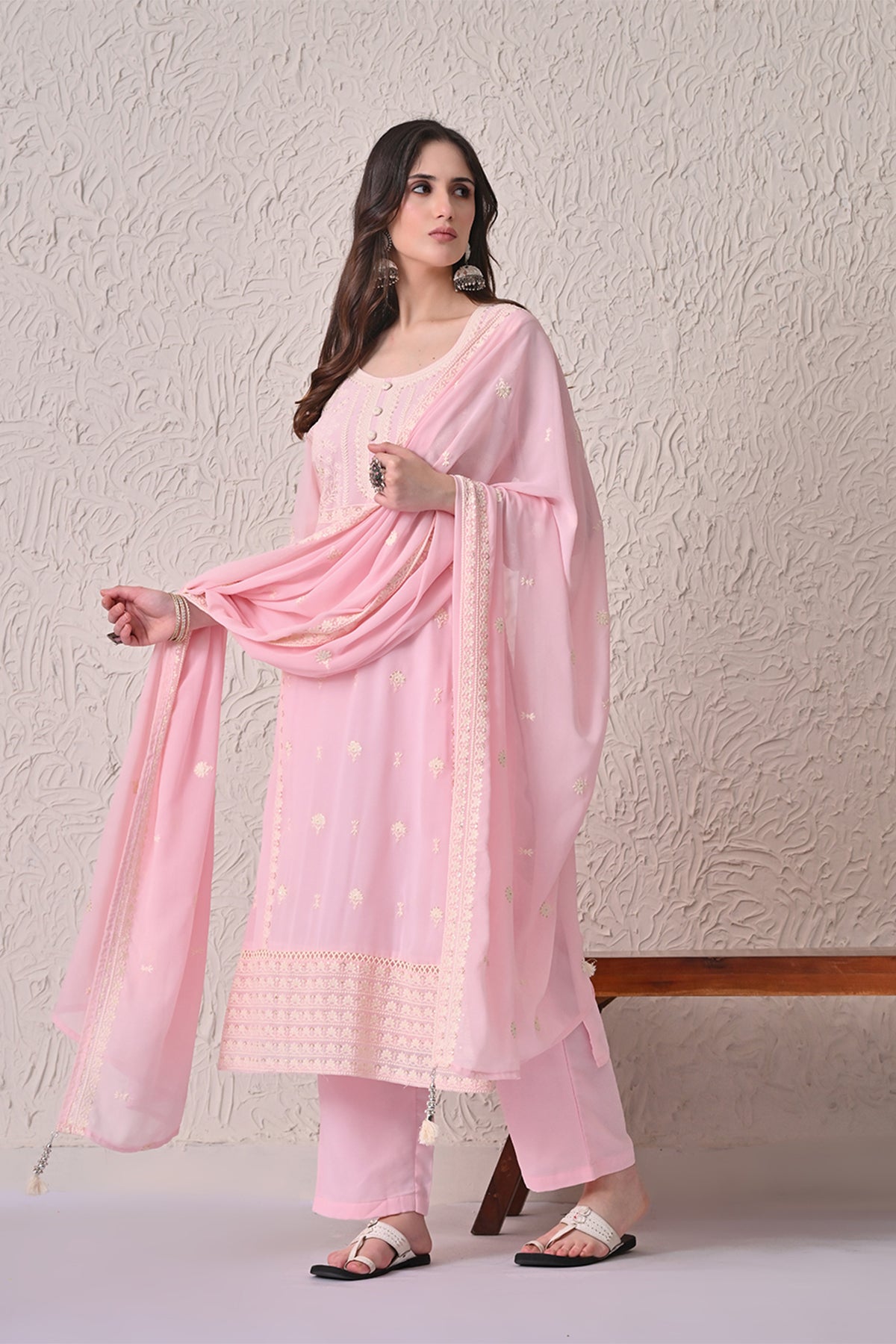 Pink Embroidered Kurta 3 Pcs Set