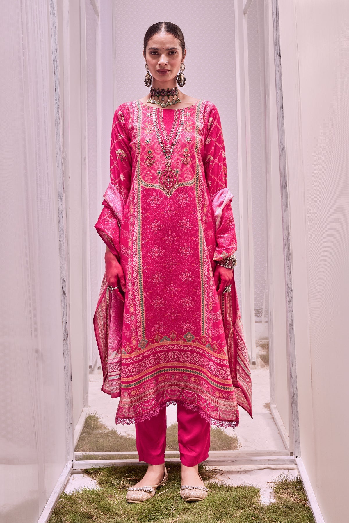 Pink Printed Kurta 3 Pcs Set