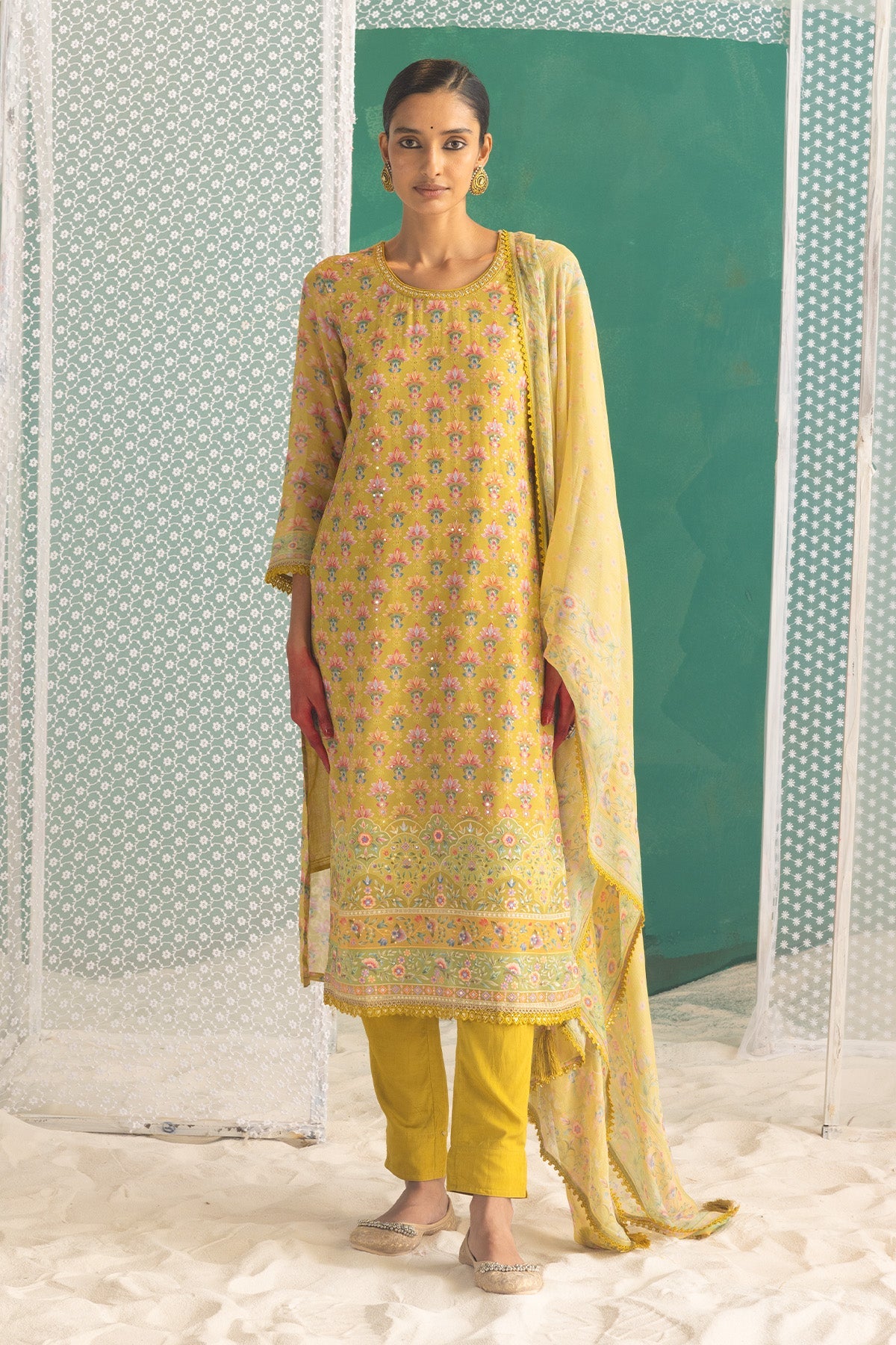 Green Embellished Straight Kurta 3 Pcs Set