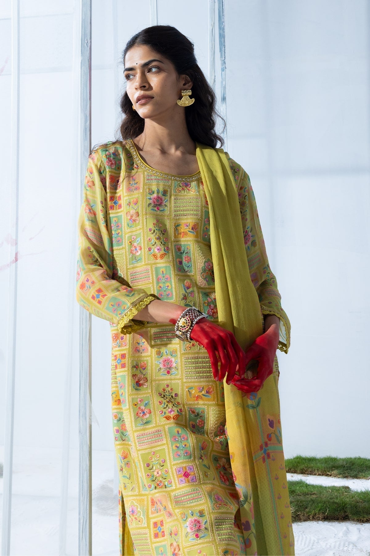 Green Embellished Straight Kurta 3 Pcs Set