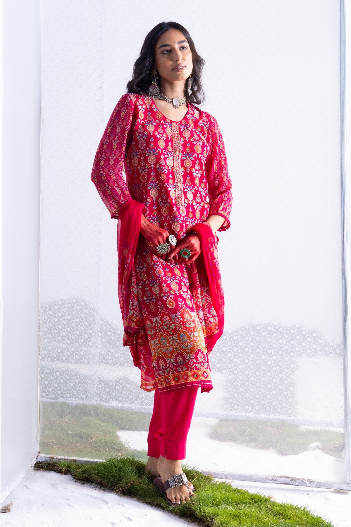 Pink Embroidered Straight Kurta 3 Pcs Set