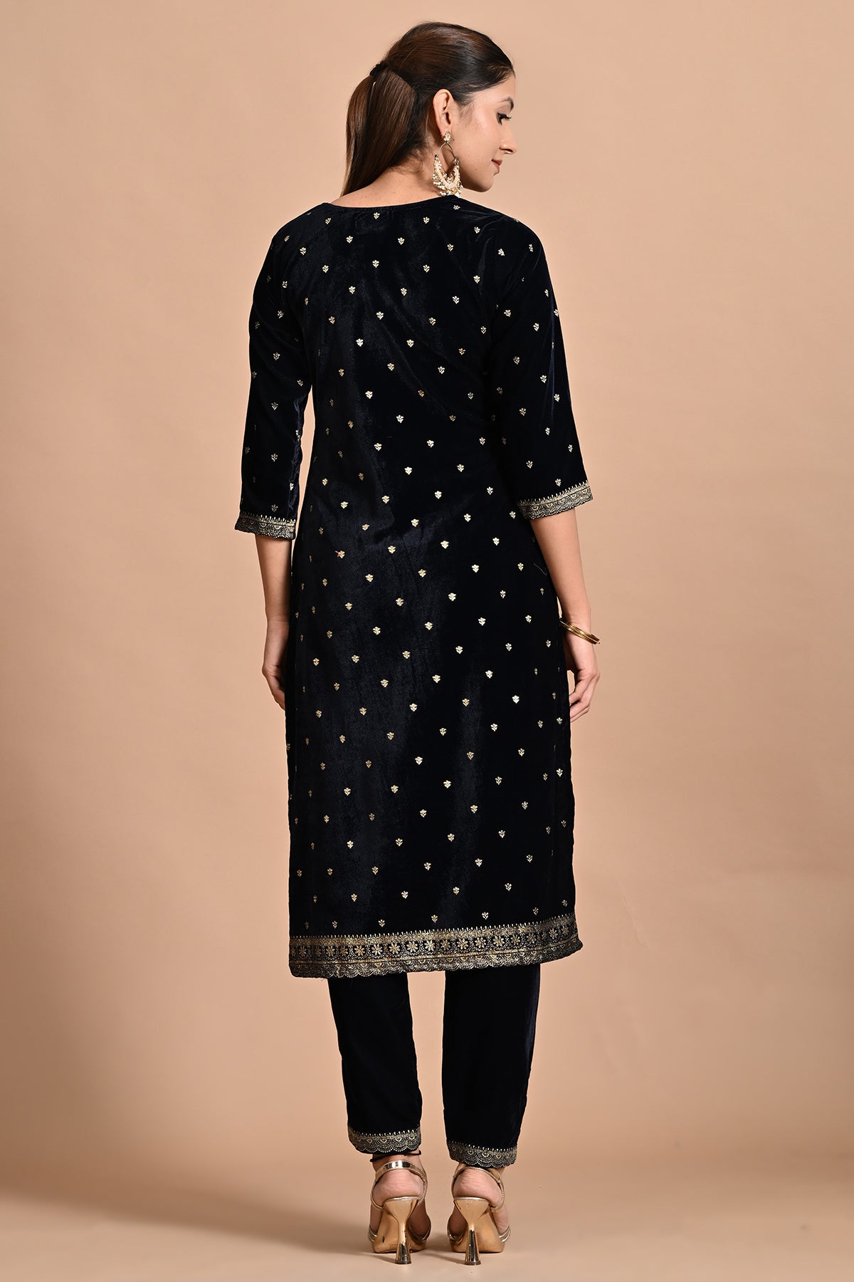 Blue Velvet Printed Kurta Set
